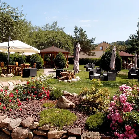 Domaine du Haut Jardin Hôtel&Chalets Spa Privé-2
